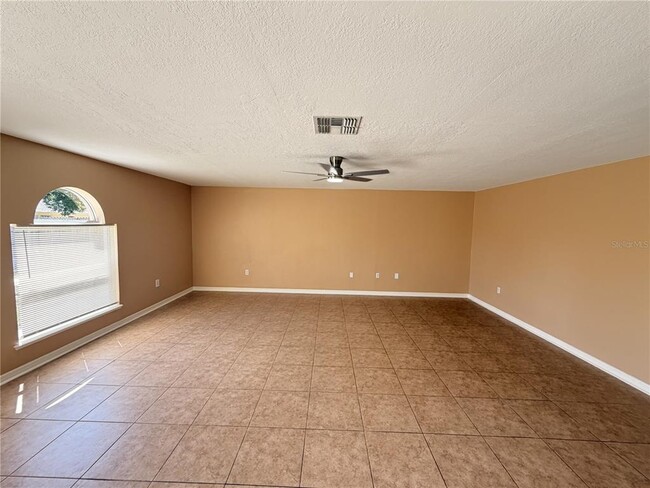 Photo - 4 Princess Geraldine Pl