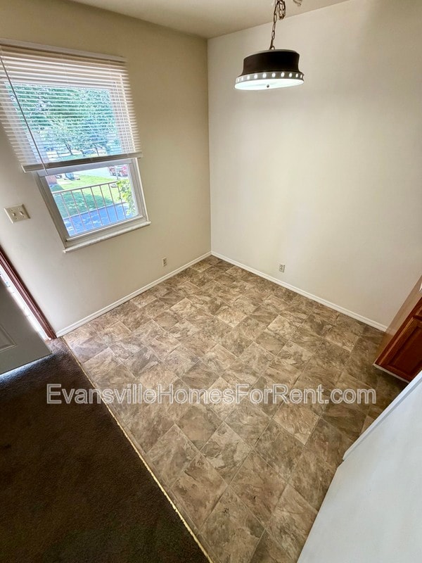 Photo - 408 S Bosse Ave