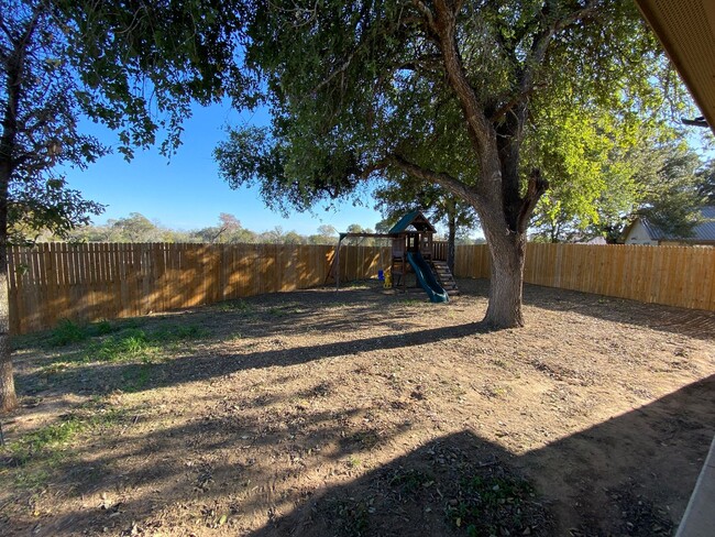 Photo - Beautiful 3 bed, 2.5 bath home!