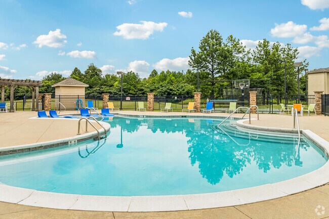 Pool - The Villages of Campbell Oaks