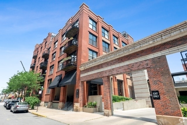 Building Photo - 1000 W Washington Blvd Unit 148 Rental