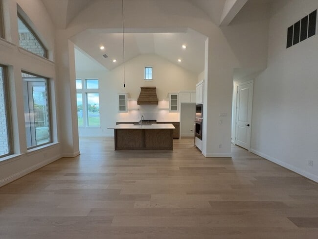 Photo - 2463 Bussey Dr