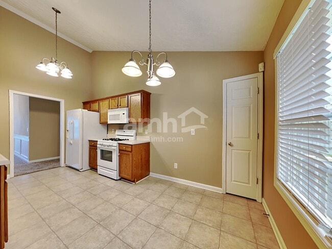 Photo - 123 W Skyline Vw