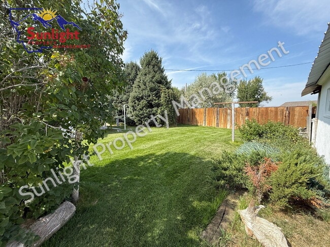 Photo - 15 Applewood Dr