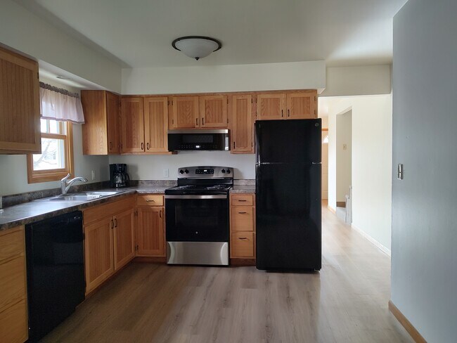 Second kitchen photo - 719 Moreland Ave