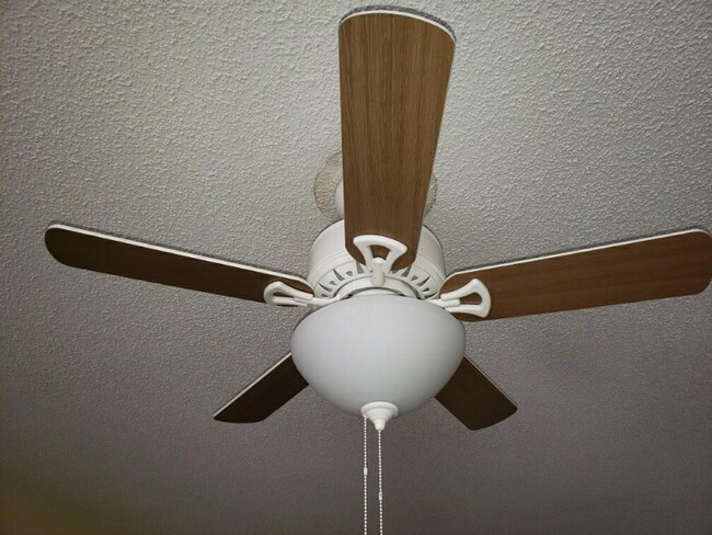 Photo - 1393 Lands End