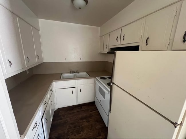 Photo - 712 E Craven Ave Unidad 12