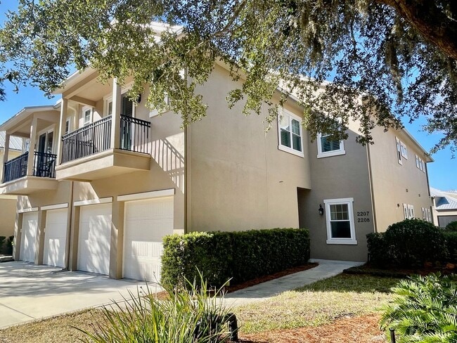 Photo - 2208 Summerwoods