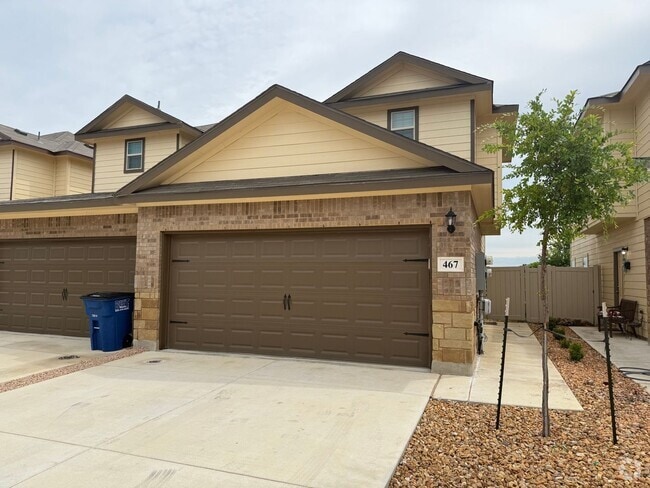 Building Photo - 3bd/2.5ba Two-Story Duplex in Prime Location Rental
