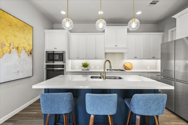 Photo - 4910 Morrison Dr