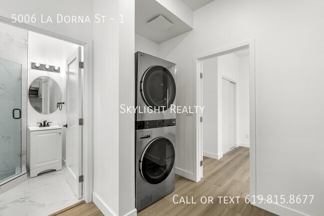 Photo - 5006 La Dorna St
