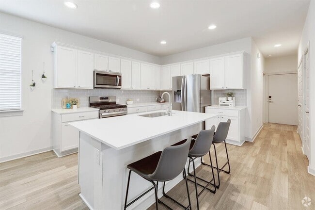 Building Photo - 8000 City Top Blvd Rental