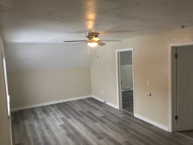 Photo - 1011 W College Ave Unidad #2