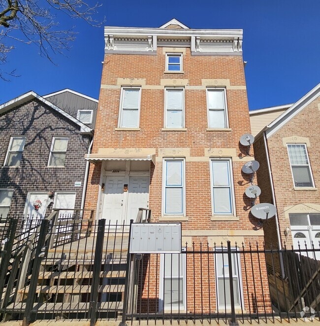 Building Photo - 2216 W 21st Pl Unit 3R Rental