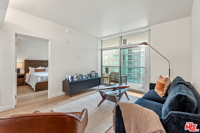 Photo - 13700 Marina Pointe Dr Unit 1426