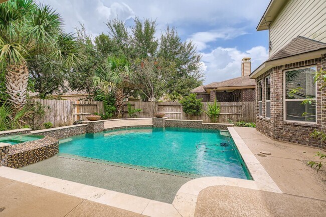 Building Photo - 28118 Harper Creek Ln