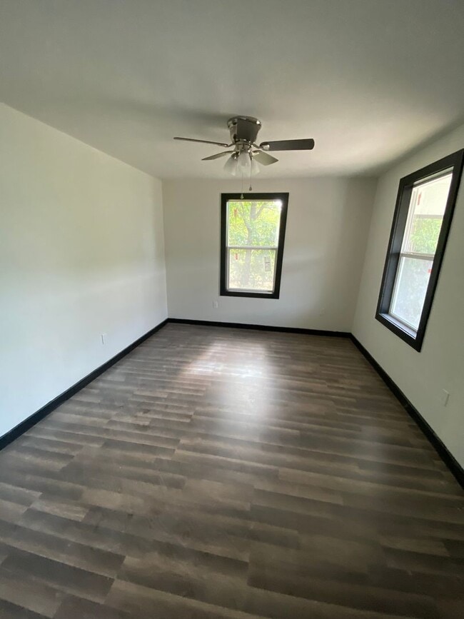 Photo - 3 Bedroom 1 Bath Rental Available Now!