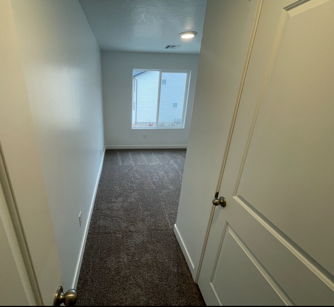 Photo - Small dog Friendly!! 4-6 Month Lease!