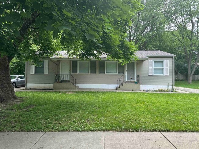 Building Photo - 3319 Lotheville Rd