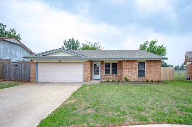 Photo - 742 W Juniper Dr