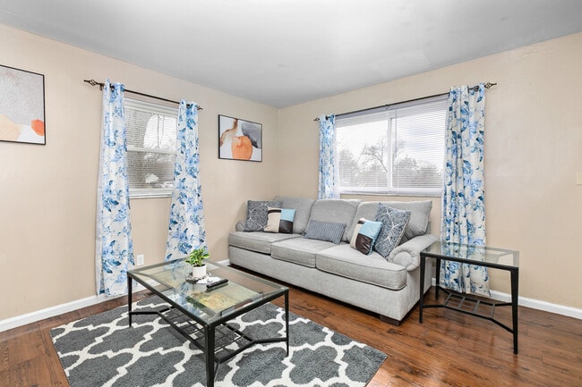 Photo - 3543 Otterbein Ave Unit 3543