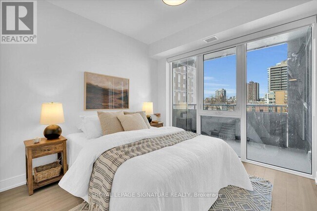 Photo - 664 Spadina Ave. Unit 602