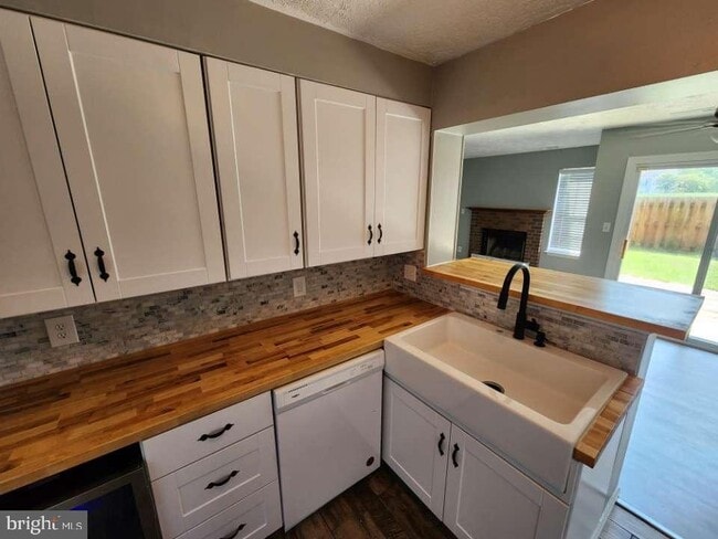 Building Photo - 16442 Canvass Back Ct