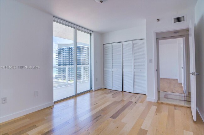 Photo - 5900 Collins Ave Unit 1508