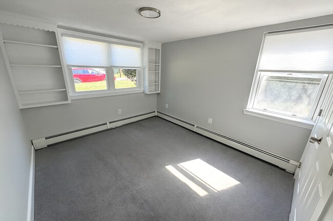 Photo - 15 Garfield Ave Unit 1