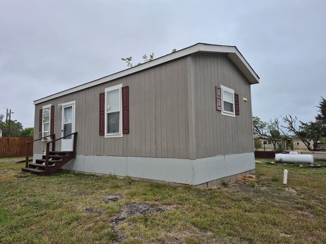 Photo - 222 Shadow Oaks Dr