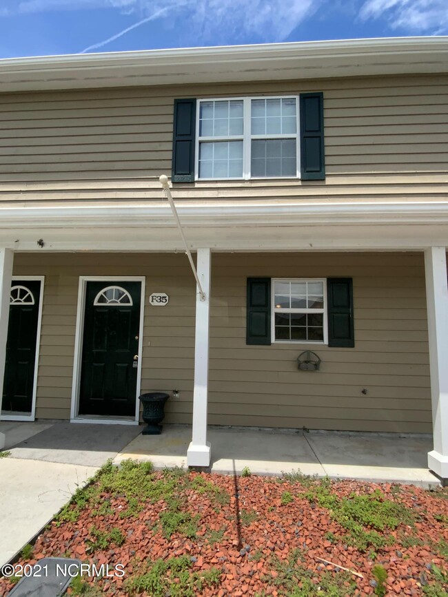 Building Photo - 601 Peletier Loop Rd Rental