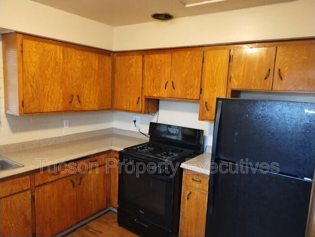 8934 S Nogales Hwy