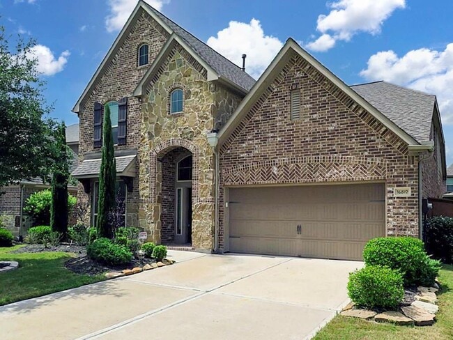 Photo - 16810 Bonnyton Dr House