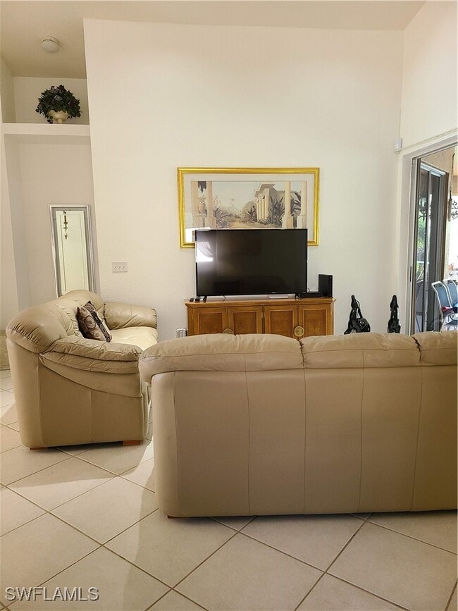 Photo - 745 Crossfield Cir