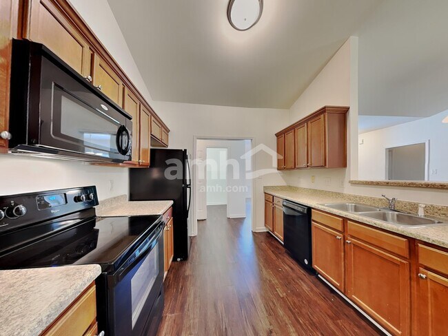 Photo - 2316 King Malcolm Ln