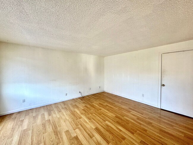 Photo - 4102 38th Ave. S Unidad #1