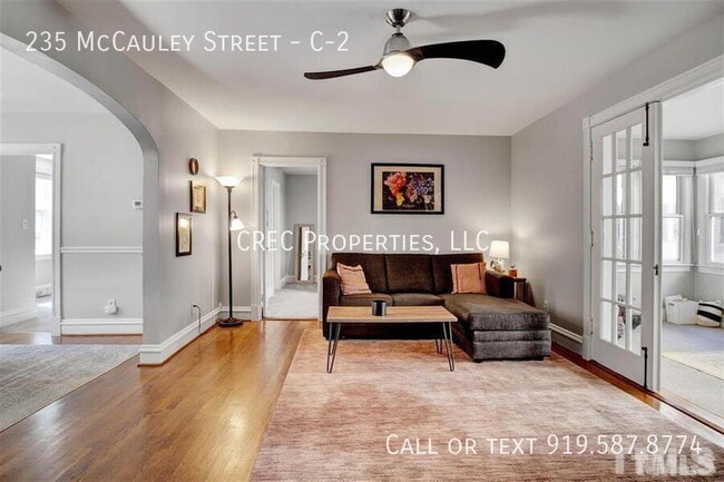 Photo - 235 McCauley St Unidad C-2