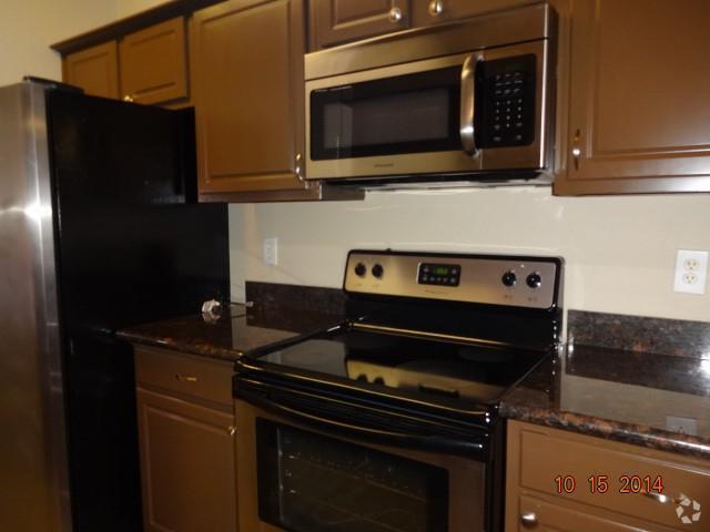 Building Photo - 2255 Braeswood Park Dr Unit 148 Rental