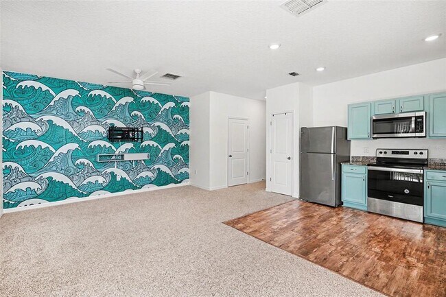 Photo - 868 Grandin St