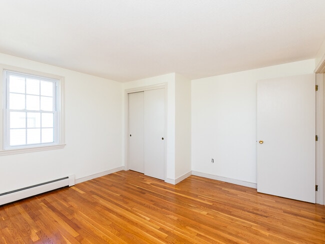 Photo - 194 Glenellen Rd