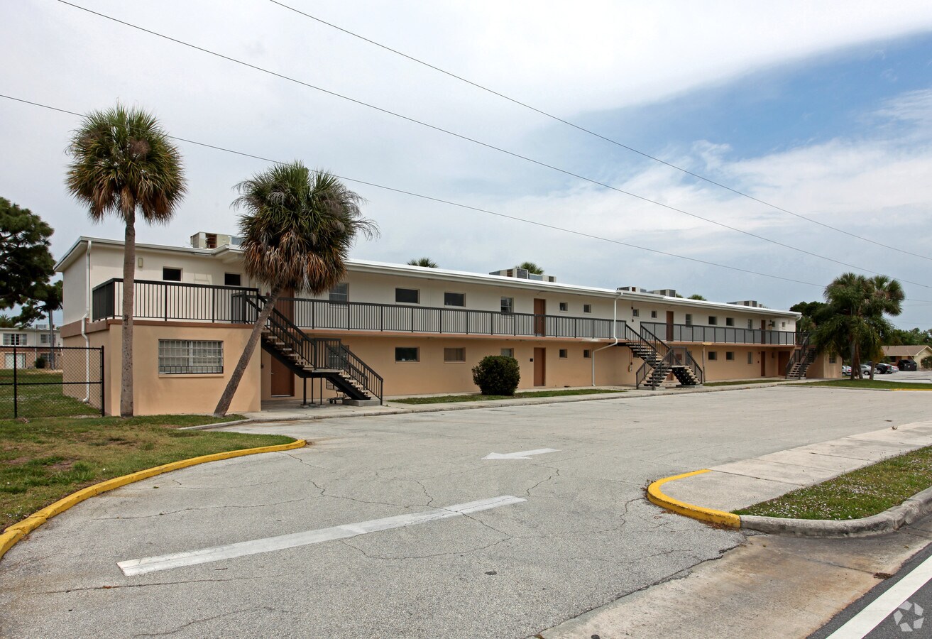 Photo - Southgate Apartments