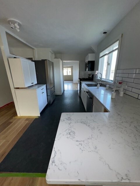 Photo - 16-18-18 Alfred Rd Unit 2