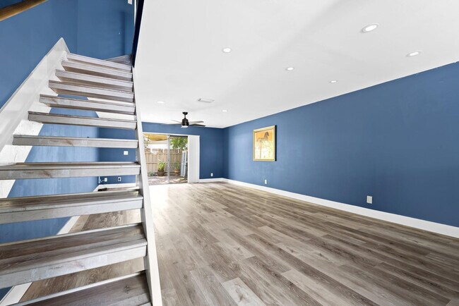 Photo - 3082 S Oakland Forest Dr