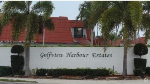 Building Photo - 1420 SW 28th Ave Rental