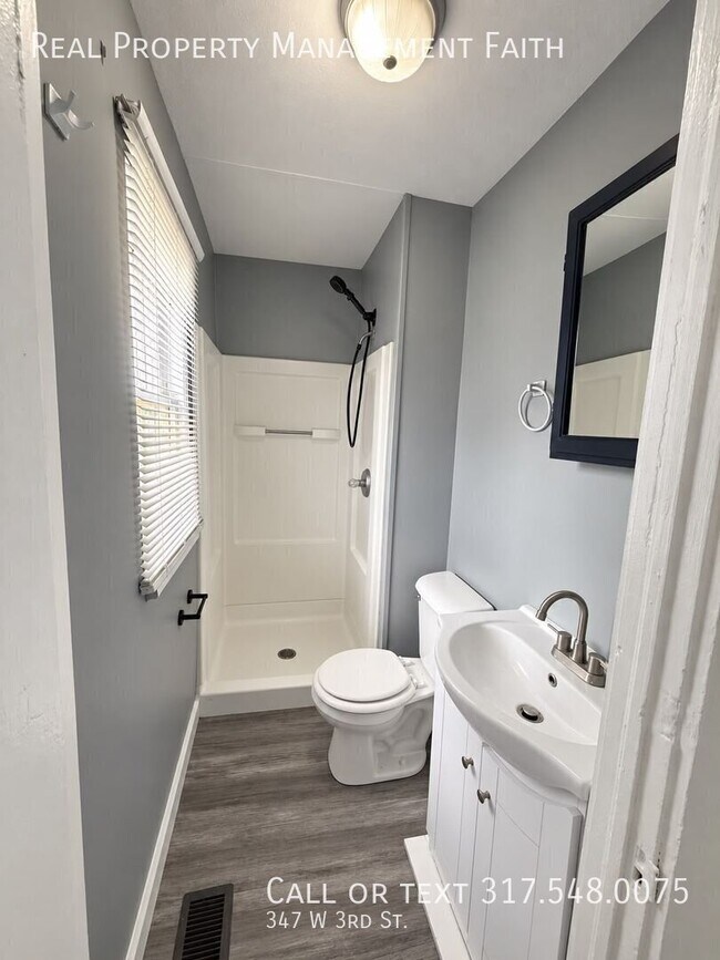 347 W 3rd St