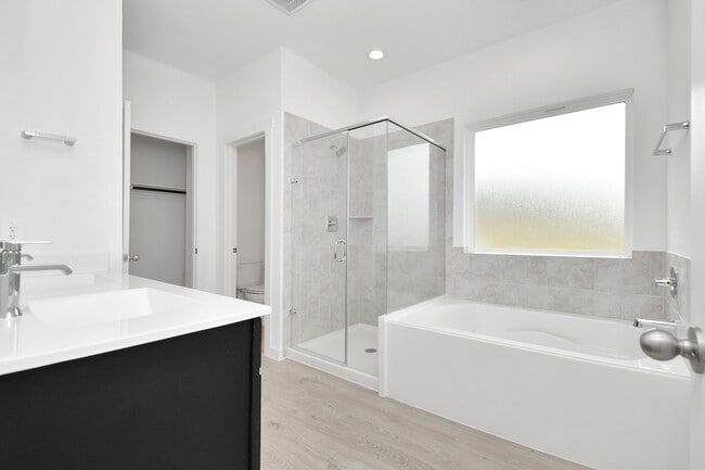 Photo - 3843 Pierce Pl Ln