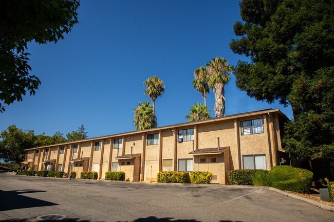 Photo - Joshua Tree Apartments