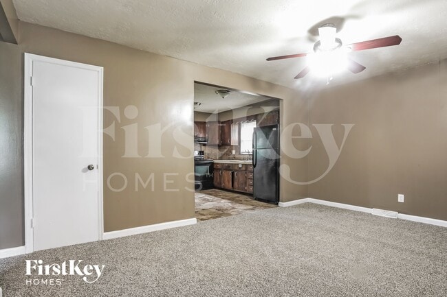 Photo - 7915 E 47th Terrace
