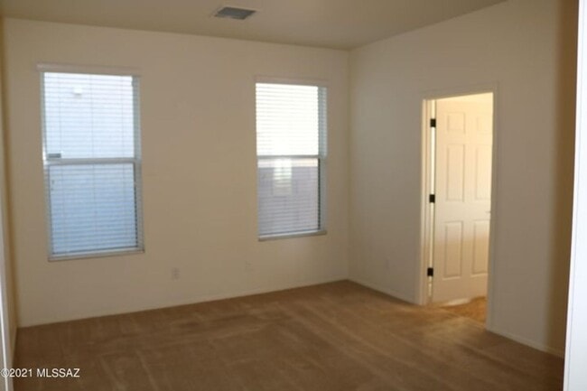 Photo - Move in Ready 2 bedroom 2 bath with den!