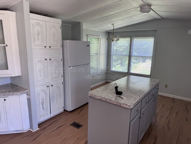 Photo - 1473 Brooksouth Dr